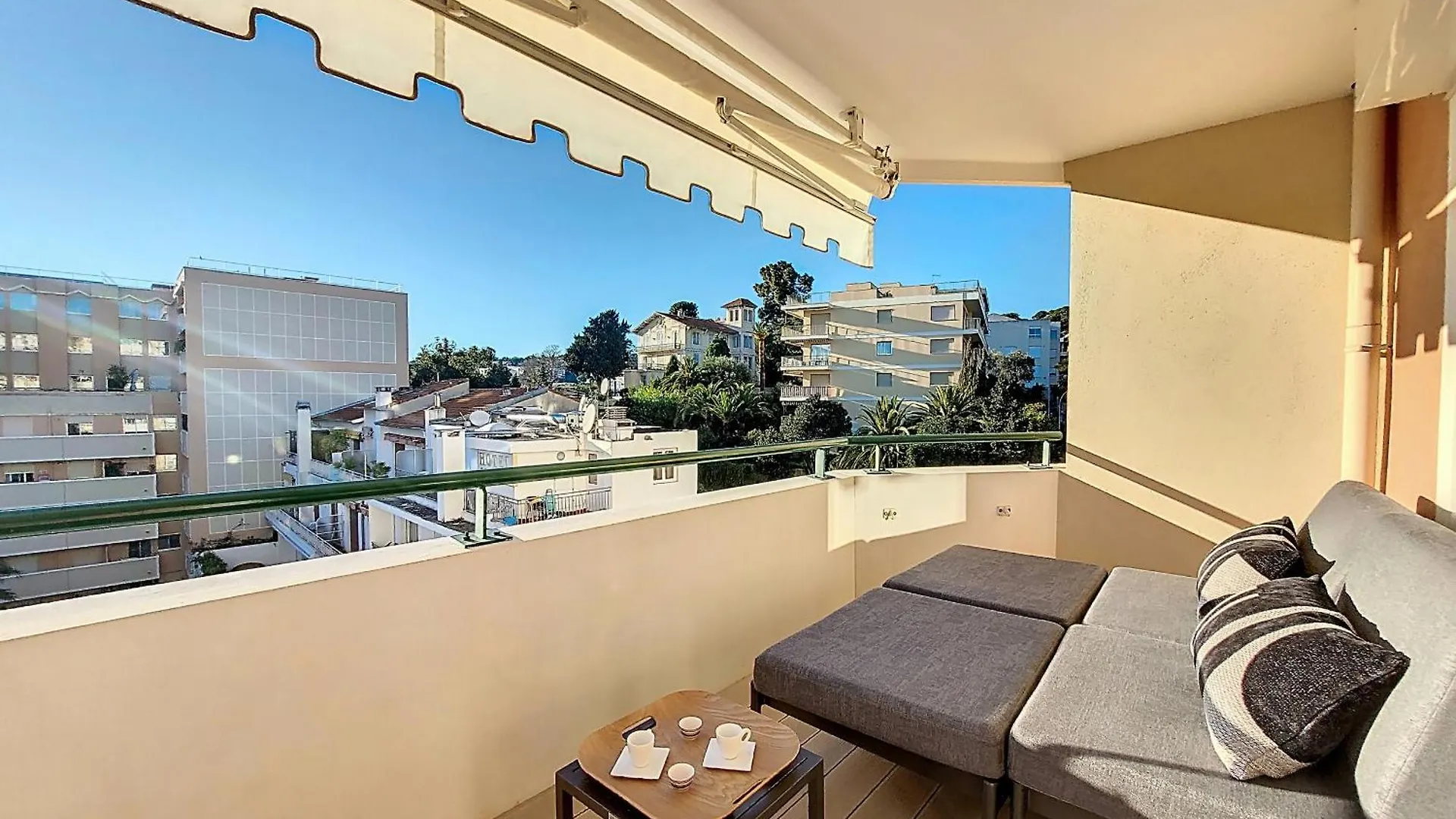 Apartment Nestor&Jeeves -Perle Doree - Terrace - Design Nice