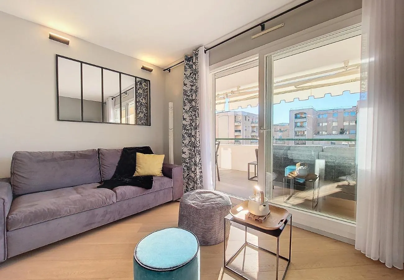 Nestor&Jeeves -Perle Doree - Terrace - Design Nice France